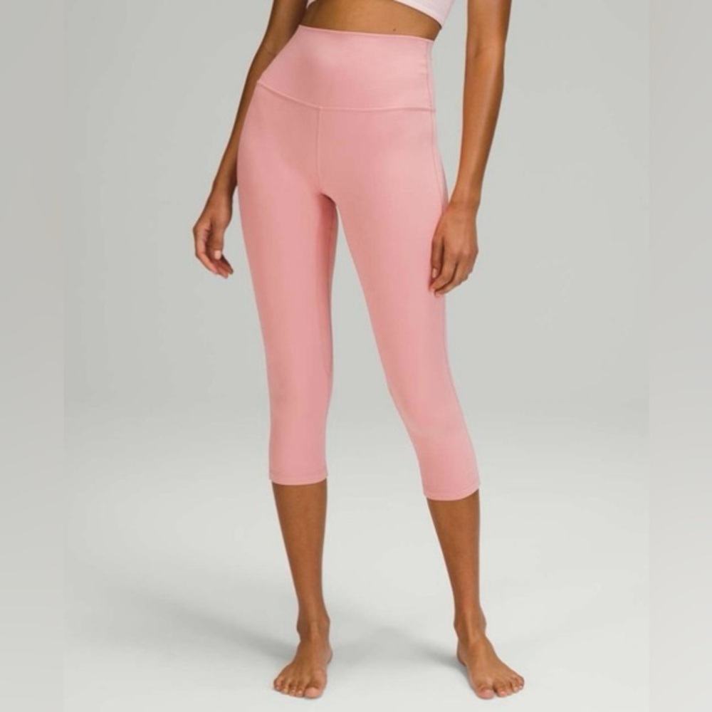 New Lululemon Align crops Puff Pink